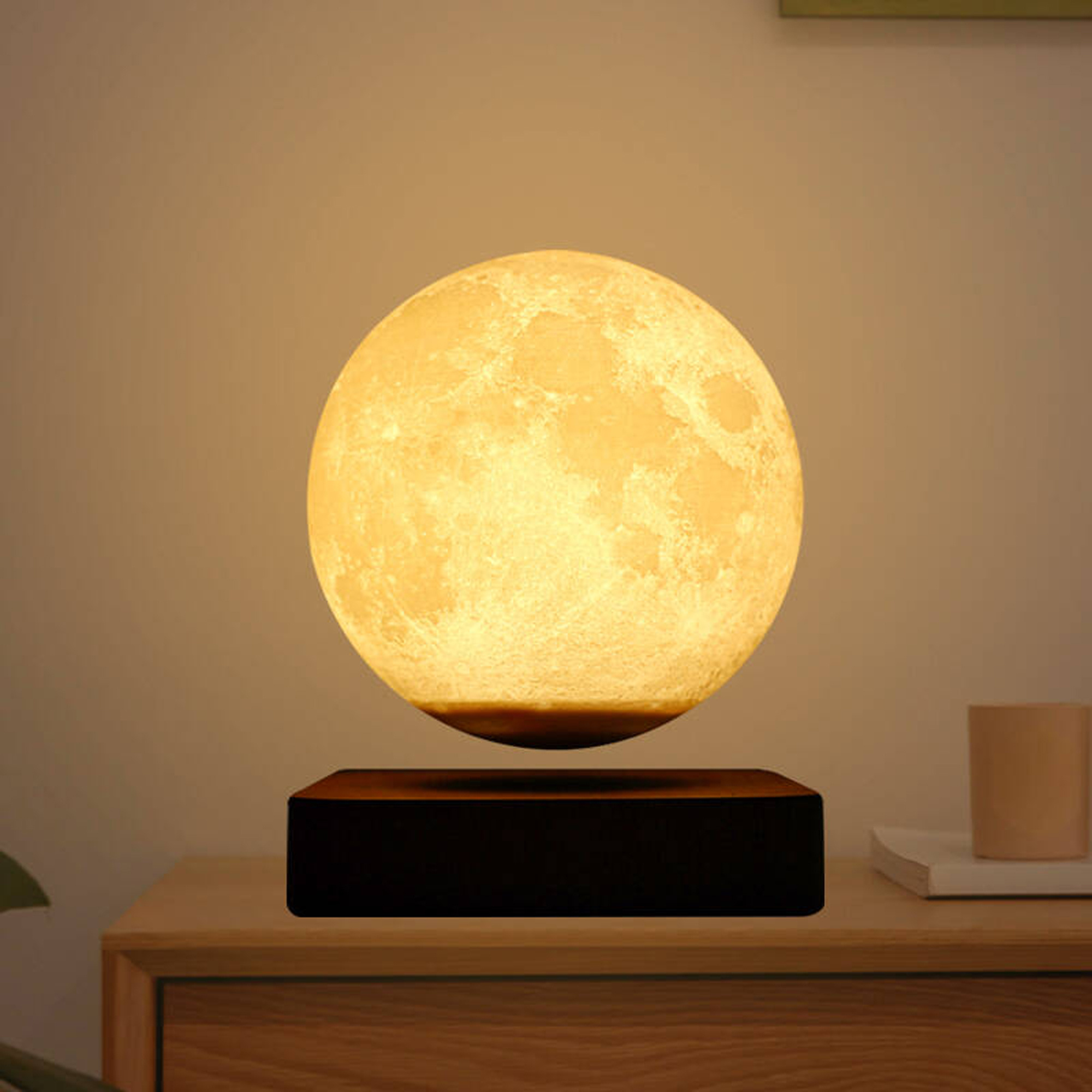 Minimalism Magnetic Levitation - Home Decor Light 评论和价格